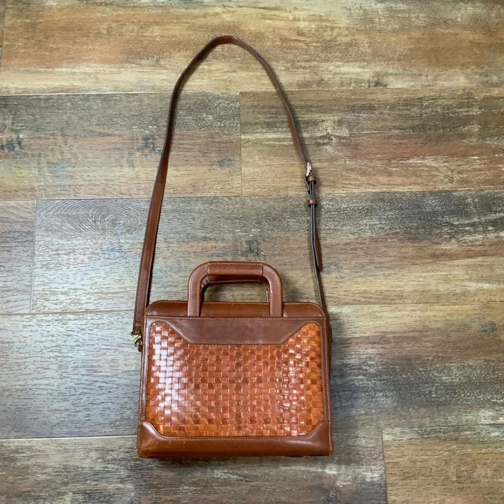 Vintage Franklin Quest 7 Ring Woven Leather Crossbody Planner 11” X 9”